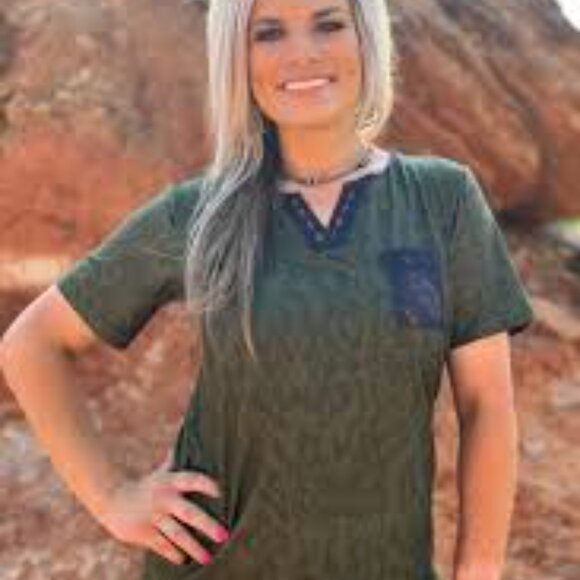 Sterling Creek Hello Darlin' Pullover Short Sleeve Shirt Top XS - Picture 7 of 7